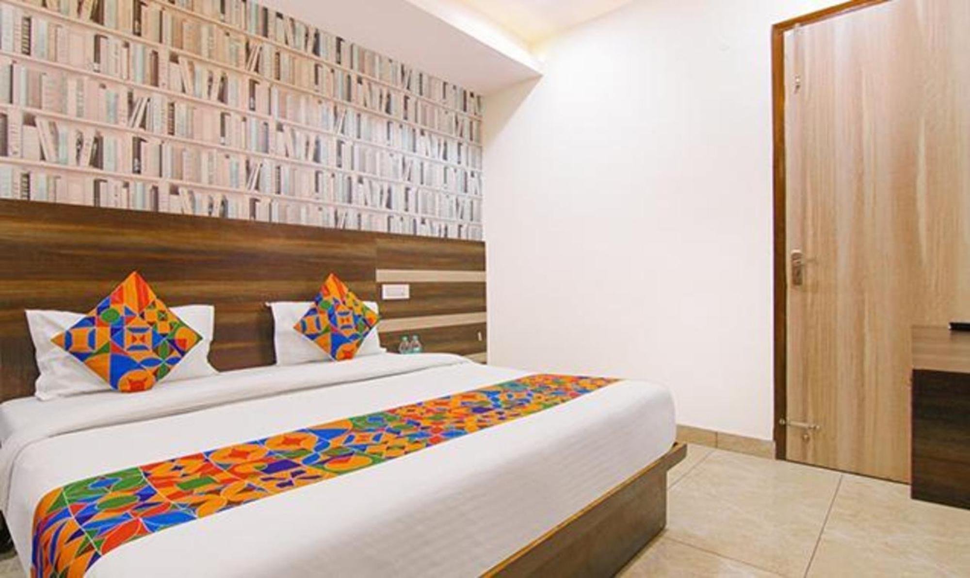 Fabhotel Welcome Residency Zirakpur Exterior foto