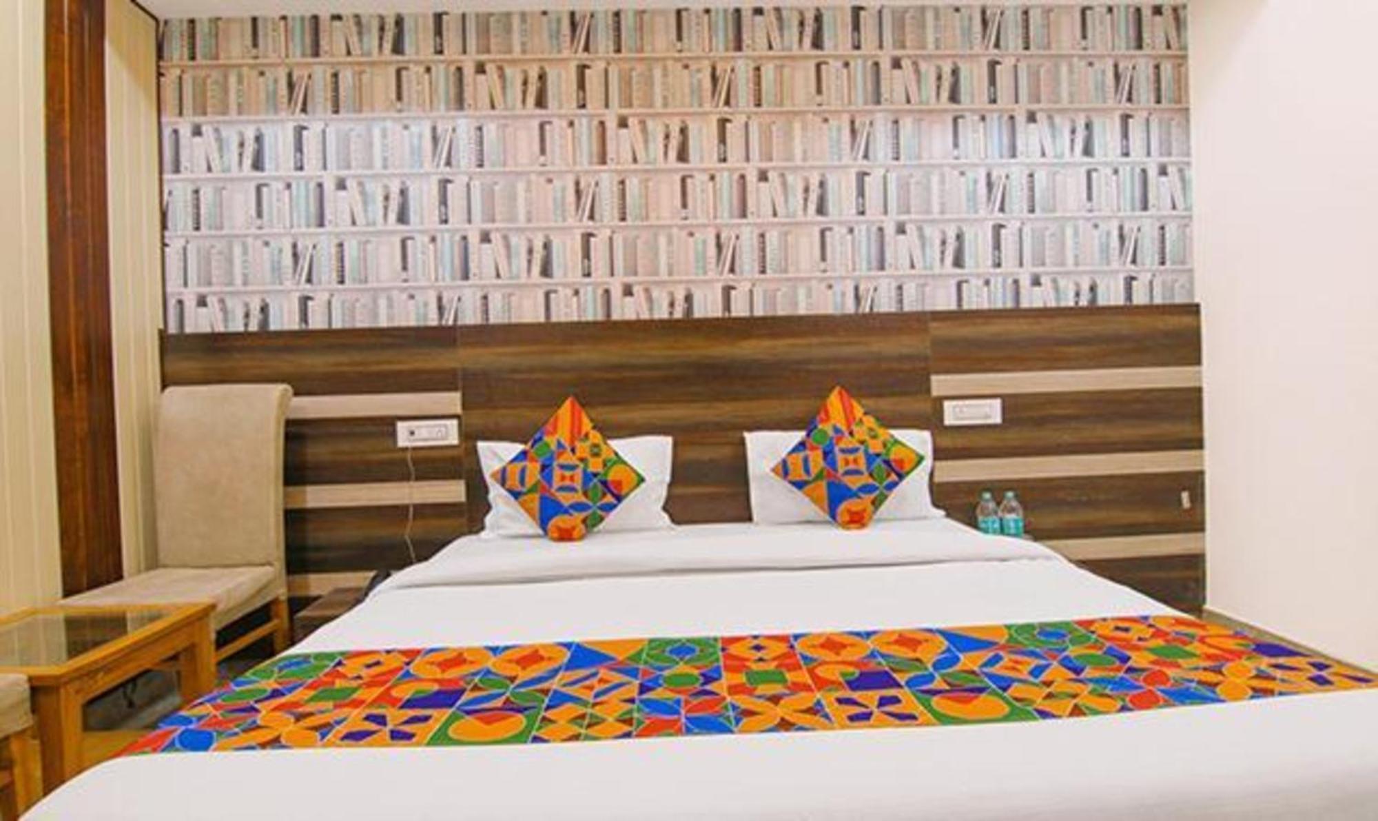 Fabhotel Welcome Residency Zirakpur Exterior foto