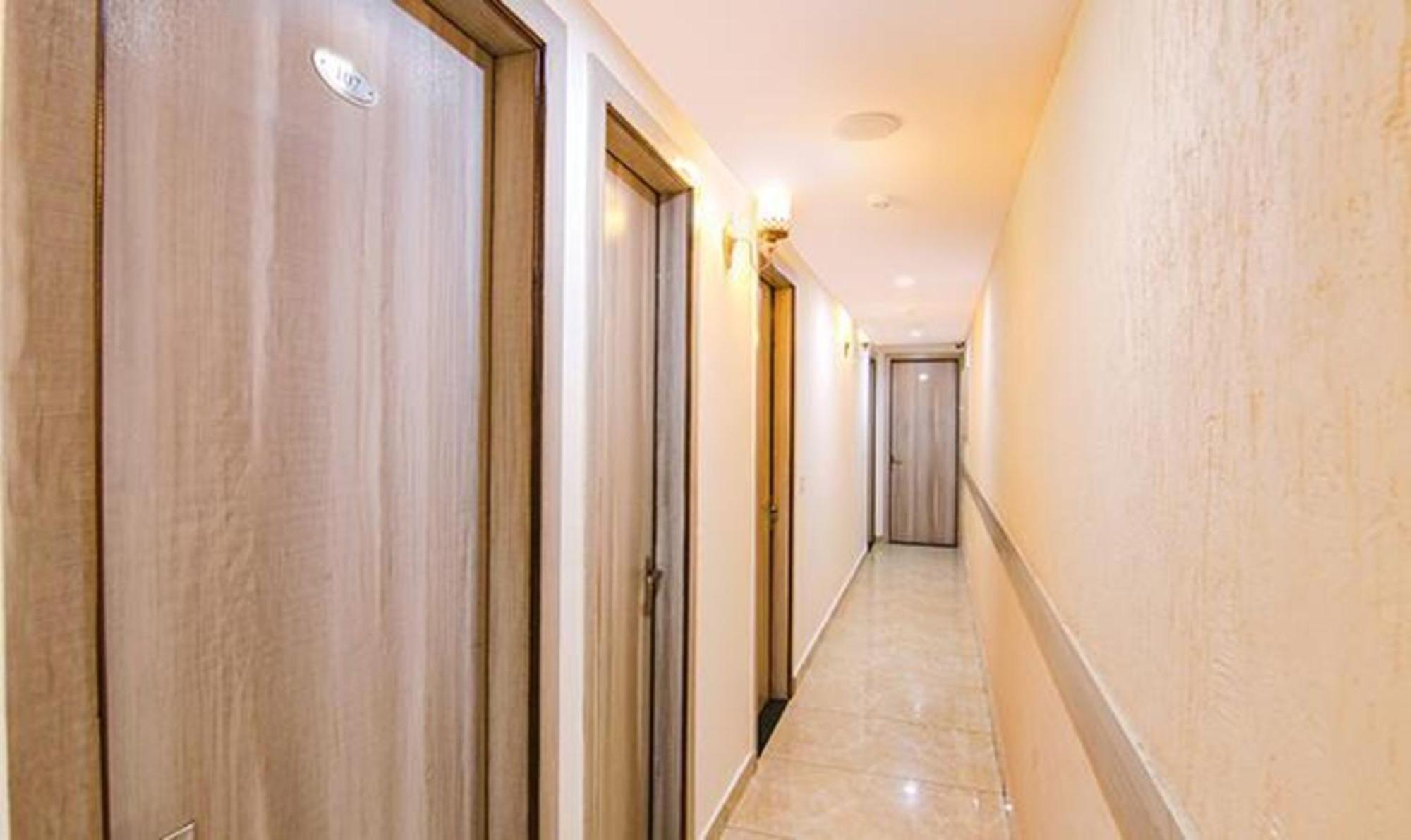 Fabhotel Welcome Residency Zirakpur Exterior foto